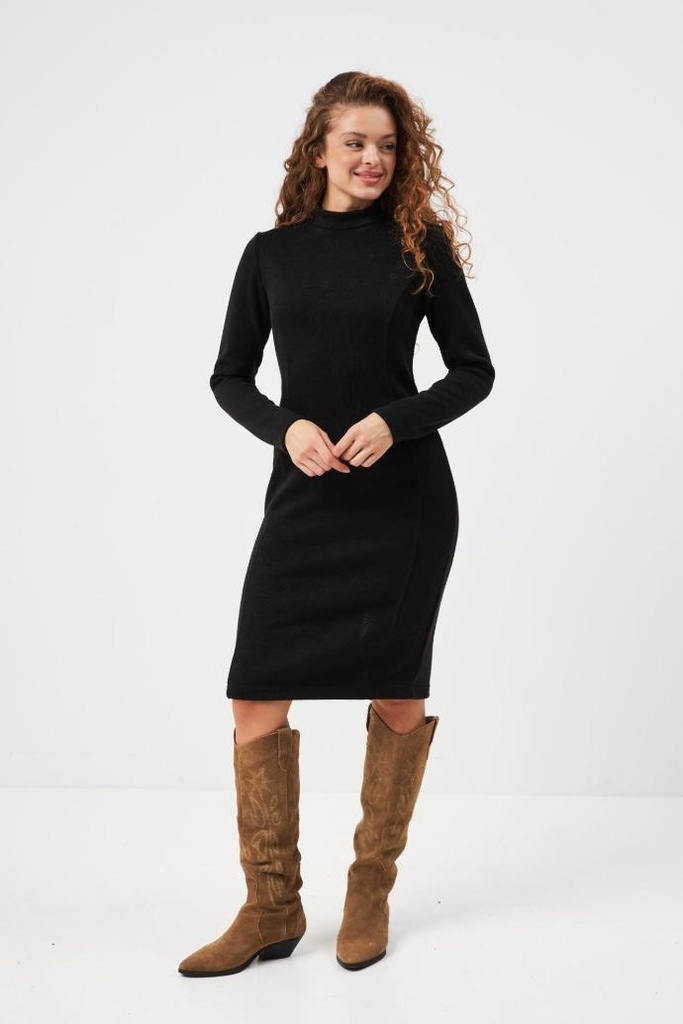 Сукня з в'язки