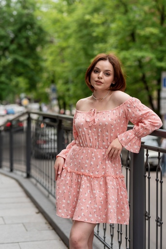 Mini dress with elastic