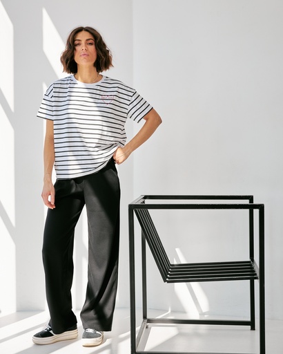 Футболка у смужку з вишивкою, серце