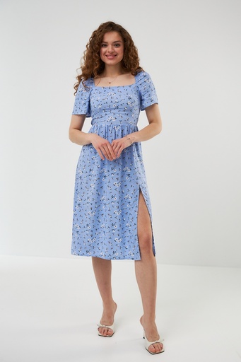 Midi dress with a slit