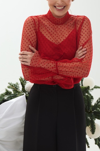 Bluză din guipure