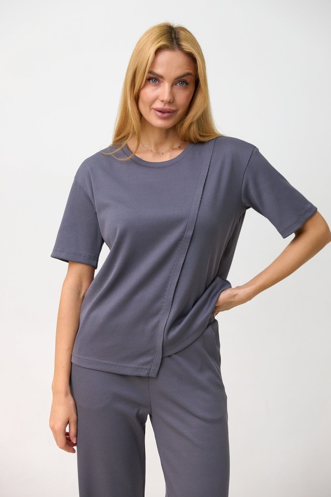 Tricou cu asimetrie