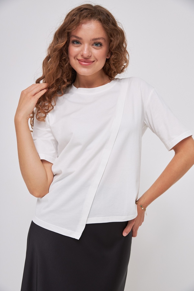 Tricou cu tiv asimetric