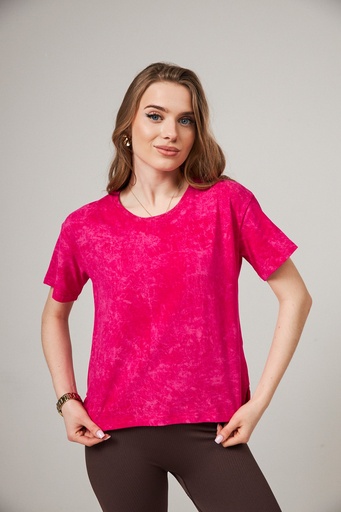 T-shirt with slits