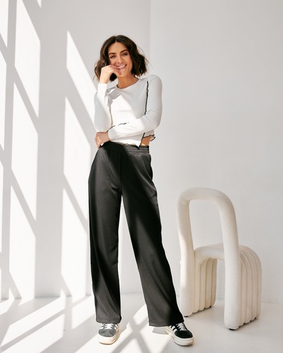 Trousers from ribbed  with a belt